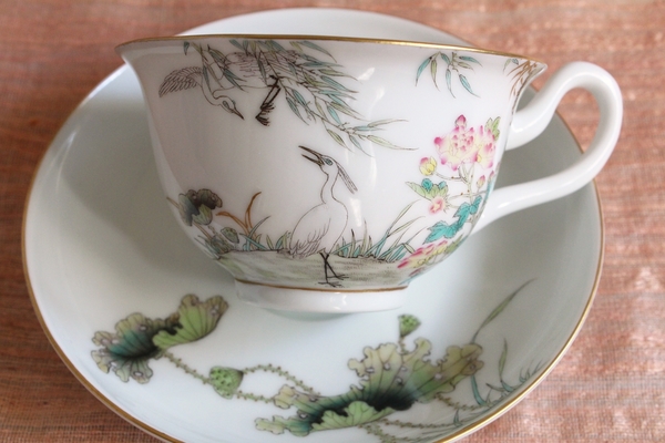 中国古典絵画を今によみがえらせる白鷺のカップ＆ソーサーのサムネイル